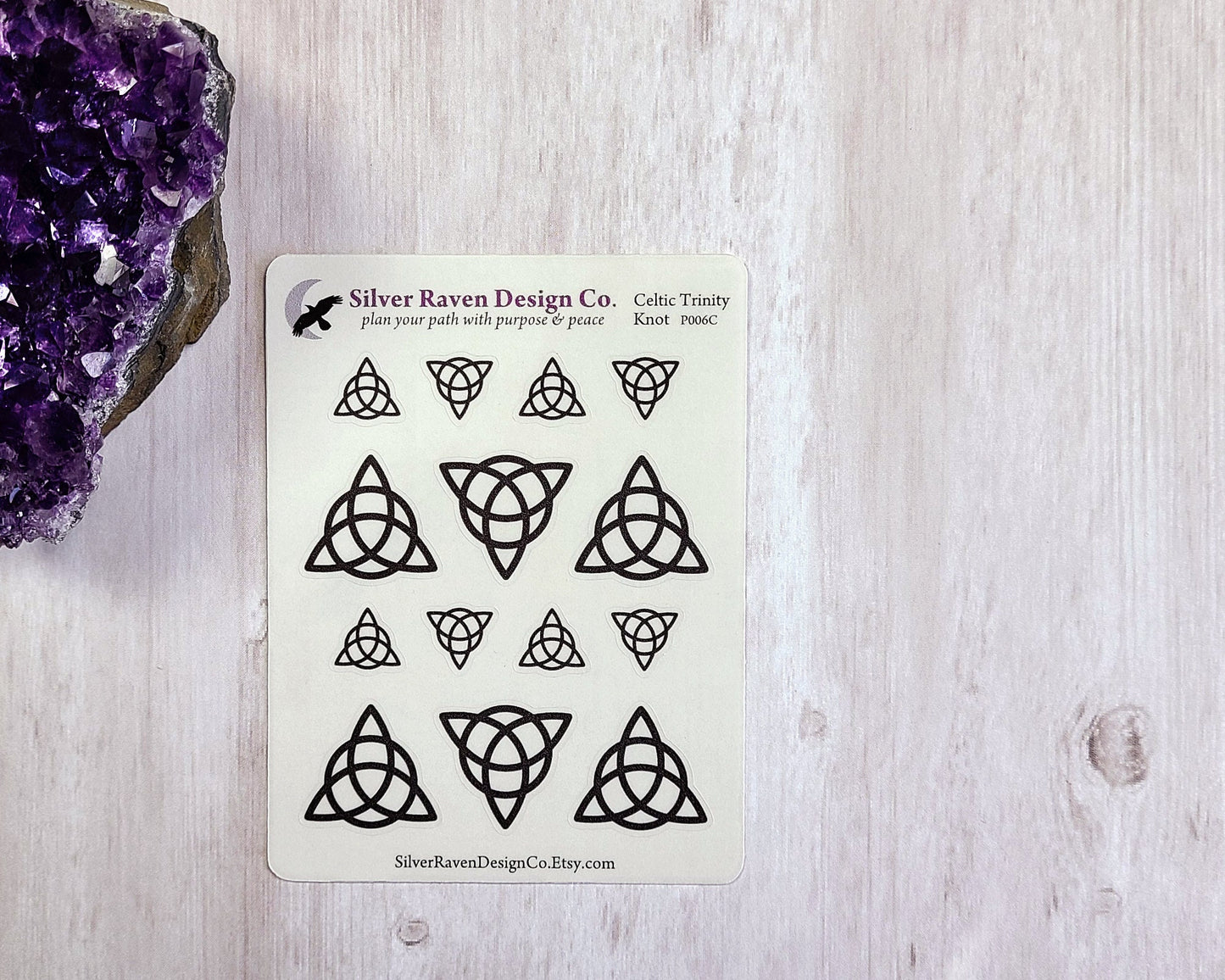 Celtic Trinity Knot for pagan  and witch planners