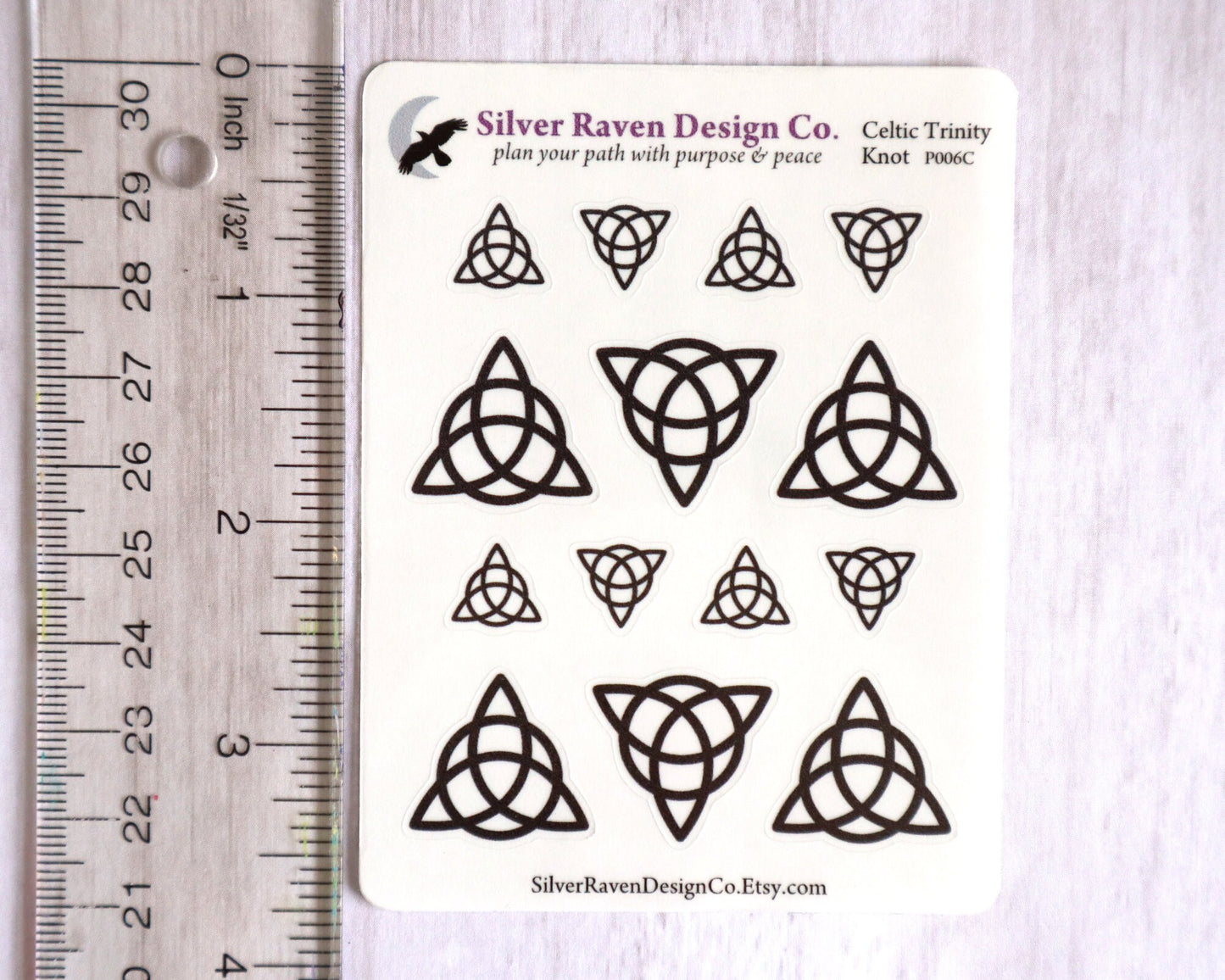 Celtic Trinity Knot for pagan  and witch planners